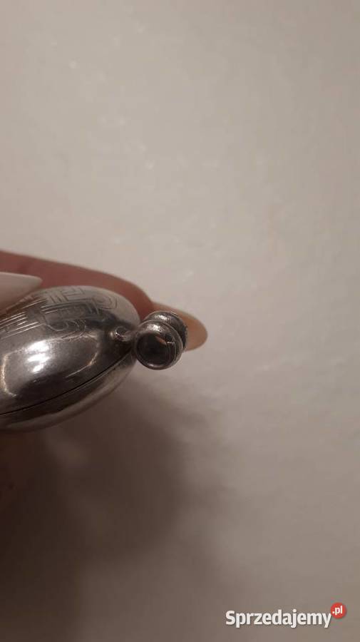 srebrny sekretnik otwierany Radom
