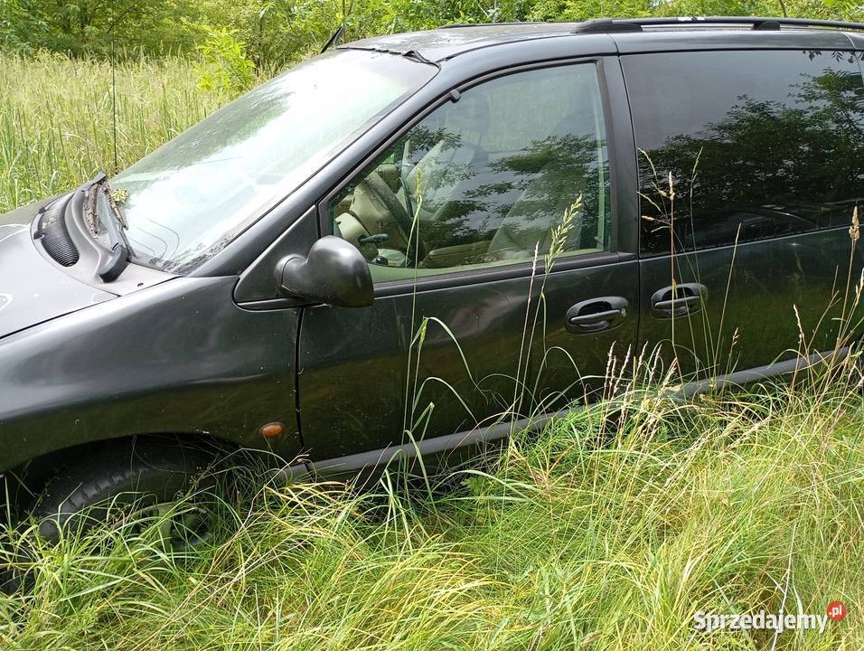 Chrysler Voyager 25 TD Ostrowiec Świętokrzyski