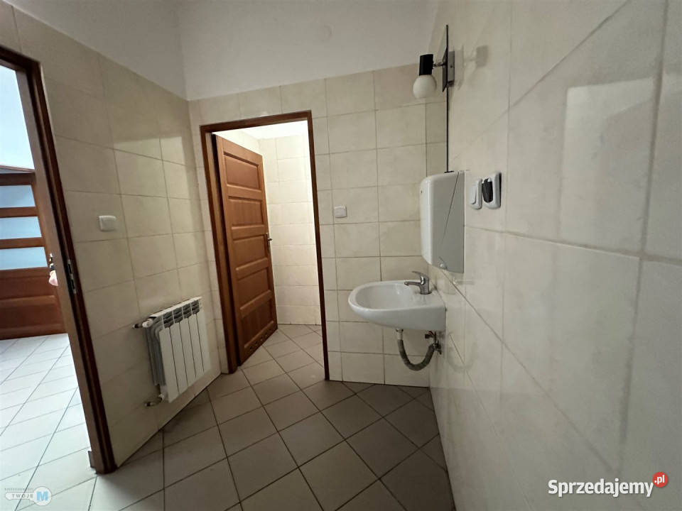 Sprzedam lokal 4737m2 Iwaniska Sprzedaż świętokrzyskie