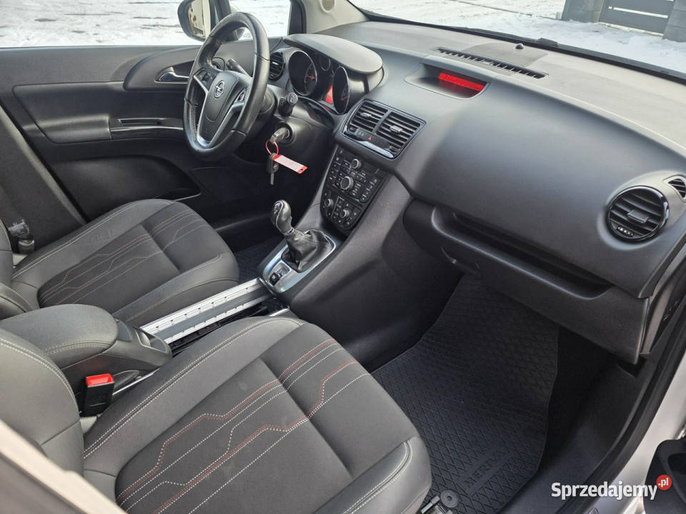 Opel Meriva 14 16V niski przebieg 122579 wersja światła przeciwmgielne Meriva Czarnków