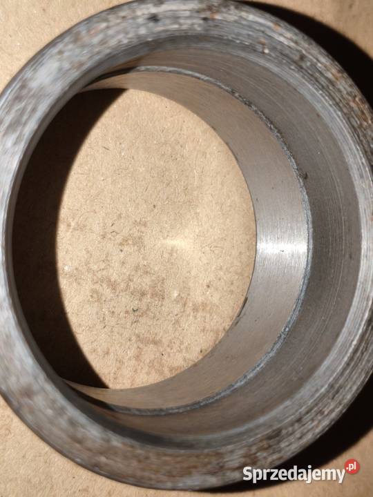 Tuleja łożyskowa dyfra przekładni głównej Dniepr Leszno sprzedam