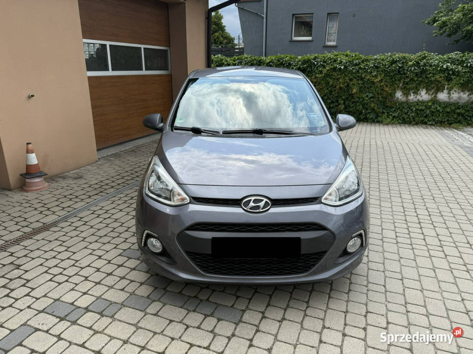 Hyundai i10 Rej 022015 10 67 Klima Serwis Koła wielofunkcyjna kierownica śląskie Orzech