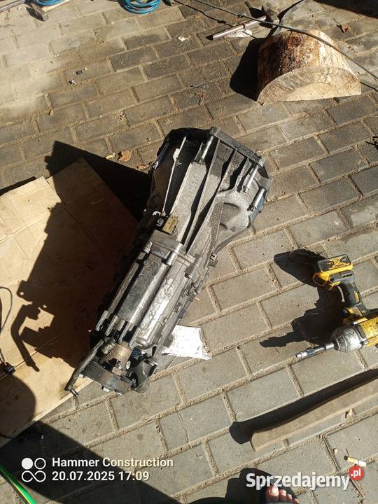 BMW e90 części 20n47d20a Tuchomie