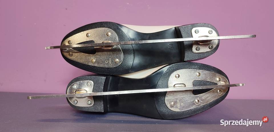 Łyżwy figurowe białe rozmiar 39 wkładka 254 24 Jasień