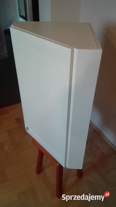 Narożna szafka łazienkowa Puławy