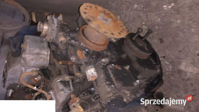 Yanmar 4TNV88 Głowica Jastrzębniki