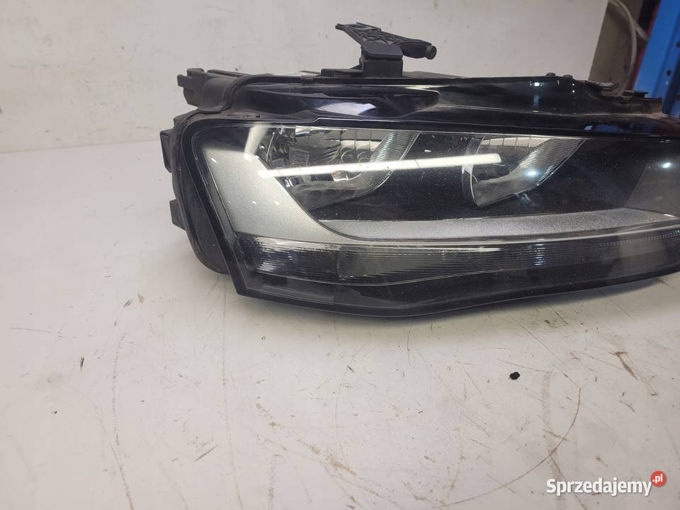 REFLEKTOR PRAWY PRZÓD AUDI A4 B8 LIFT Przystajń