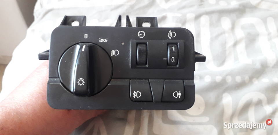 Przełacznik świateł BMW E46 PRZEDLIFTWYSYŁKA osobowe Żabno