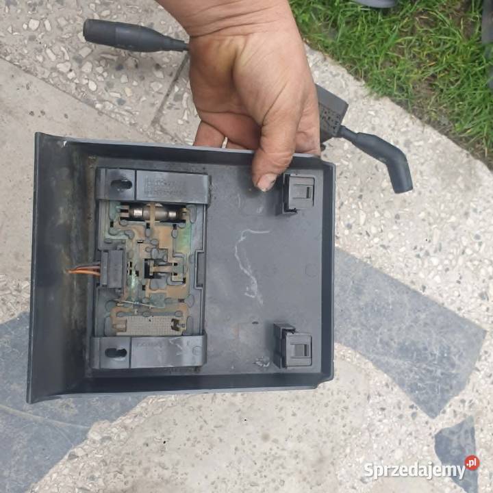 Lampka wewnętrzna sufitowa Renault 19 małopolskie Kraków
