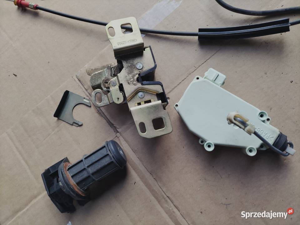 ZAMEK BAGAŻNIKA FORD MONDEO MK1 zamki, wkładki, kluczyki