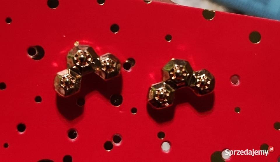 Delikatne kolczyki w kolorze złota srebra Warszawa sprzedam