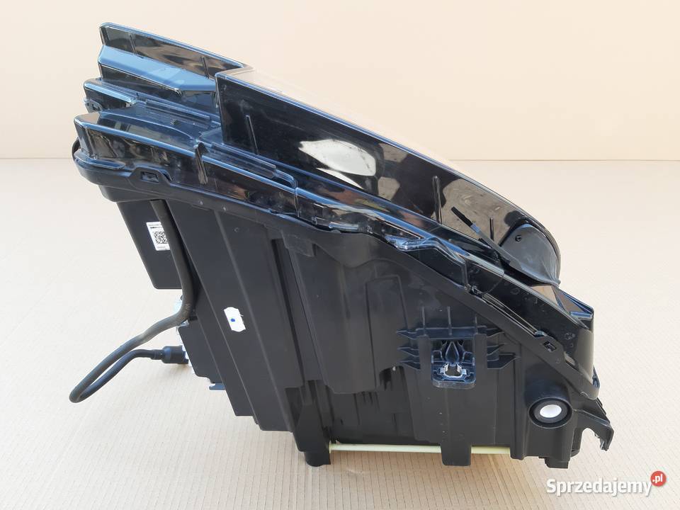 AUDI Q4 ETRON REFLEKTOR LEWY MATRIX LAMPA LEWA