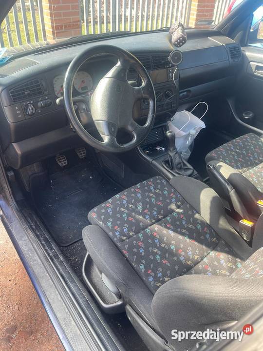 Volkswagen Golf III 16 Cabrio Karmann lakier metallic Pruszcz Gdański