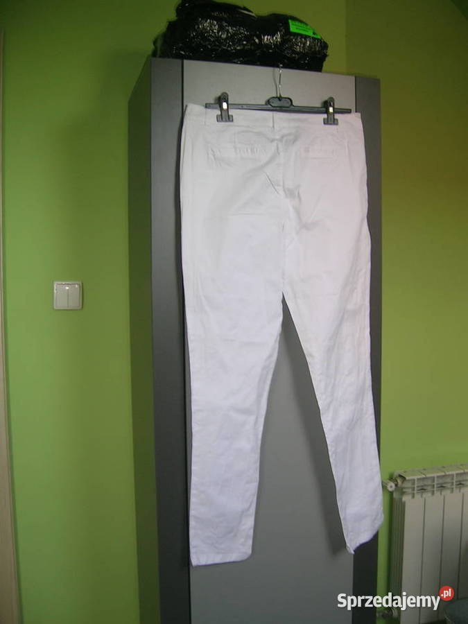 Spodnie moodo białe 25 podkarpackie Czarna