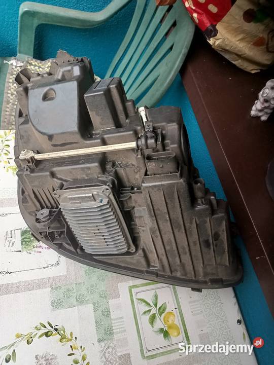 Lampa lewy przód Mercedes Benz w213 osobowe Zabrze