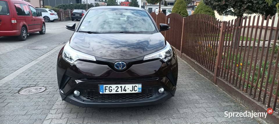 Toyota CHR hybryda oszczędność automatyczna C-HR Leszno