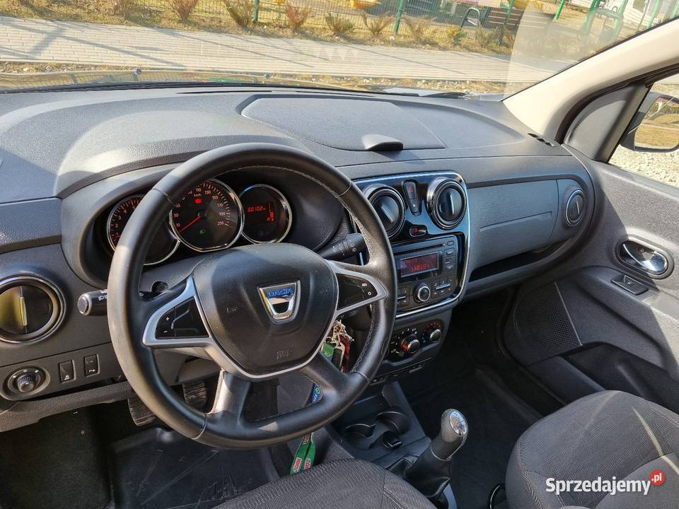 Sprzedam dacia Lodgy 16sce 20177osobhak Kombi