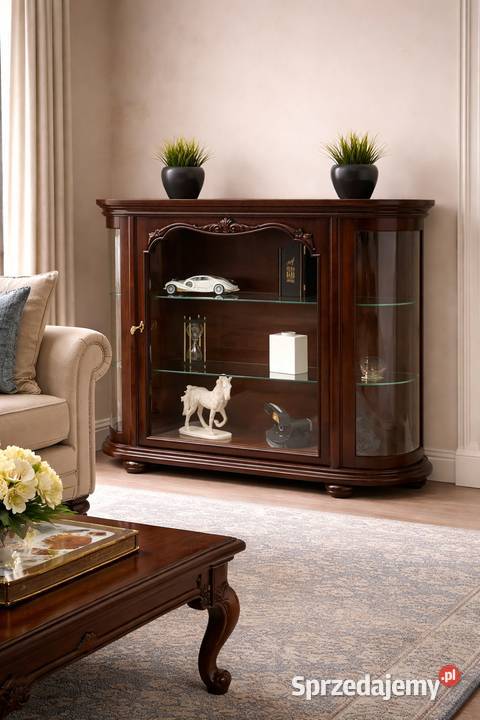 Zabytkowa witryna w stylu chippendale z lat Jerka