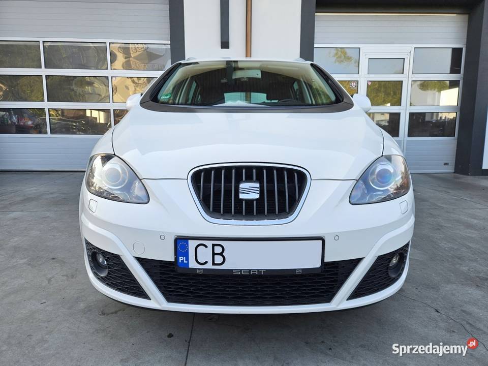 2009 r 14 TSI 125 Climatronic PDC Alu Xenon Oryg wielofunkcyjna kierownica