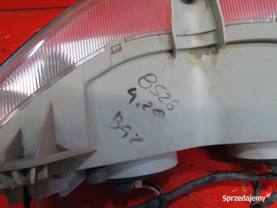 SUZUKI BURGMAN K7 200 125 150 lampa przód Warszawa