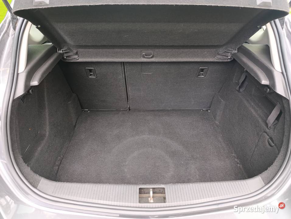 Opel Astra J 14 turbo benzyna Rok produkcji 2010 Samochody osobowe Piotrkowice sprzedam