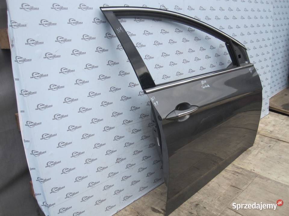 HYUNDAI i40 12r drzwi prawe przód Drzwi świętokrzyskie