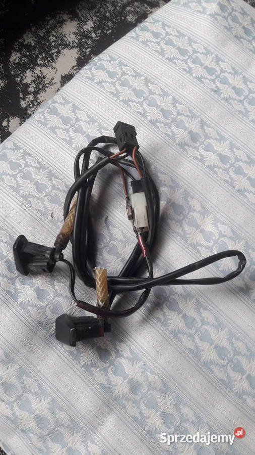 Mercedes W202 spryskiwacze szyby dysze komplet Gdańsk