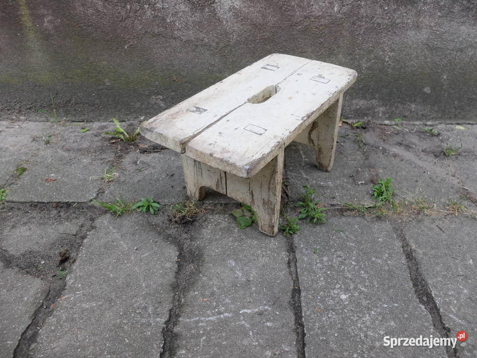 Stary wiejski taboret ławeczka ryczka 801 Kościan
