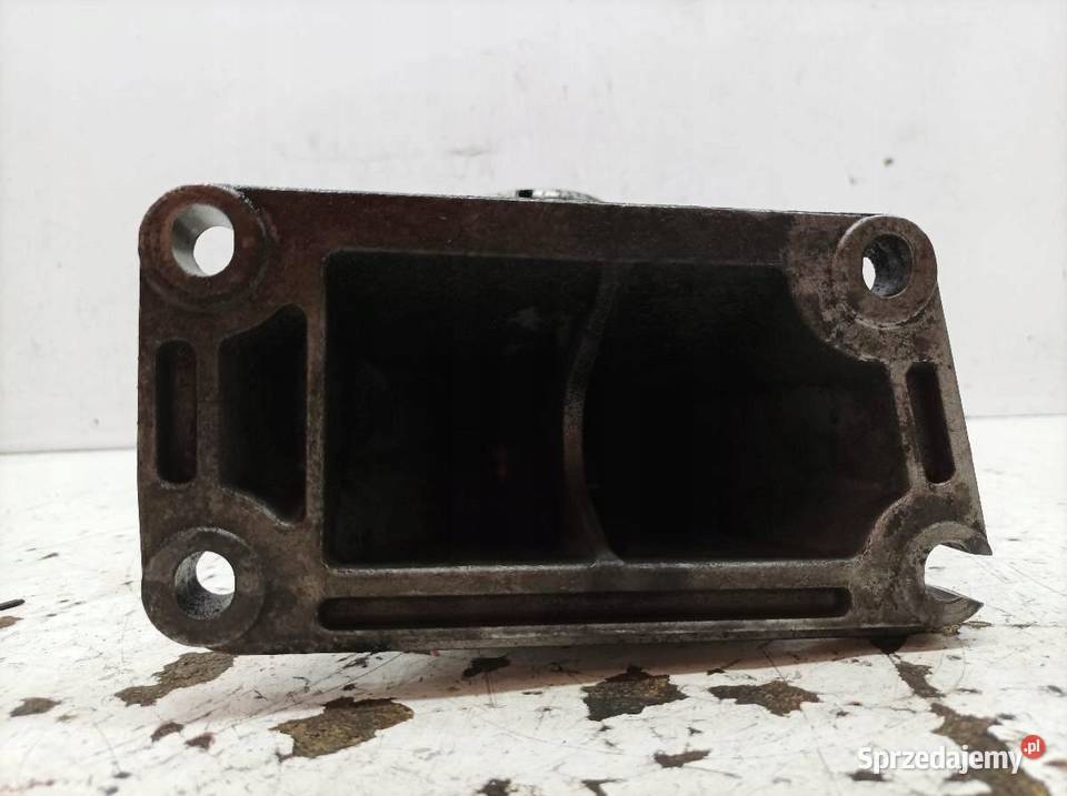 ŁAPA WSPORNIK PODUSZKA 6758420 01 30 D M57 Bmw osobowe