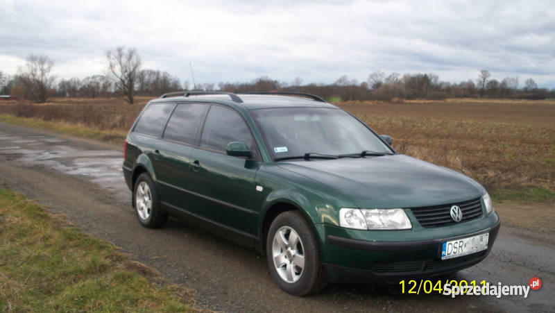 VW Passat 2000r ciemnozielone kombi rodziny Wrocław