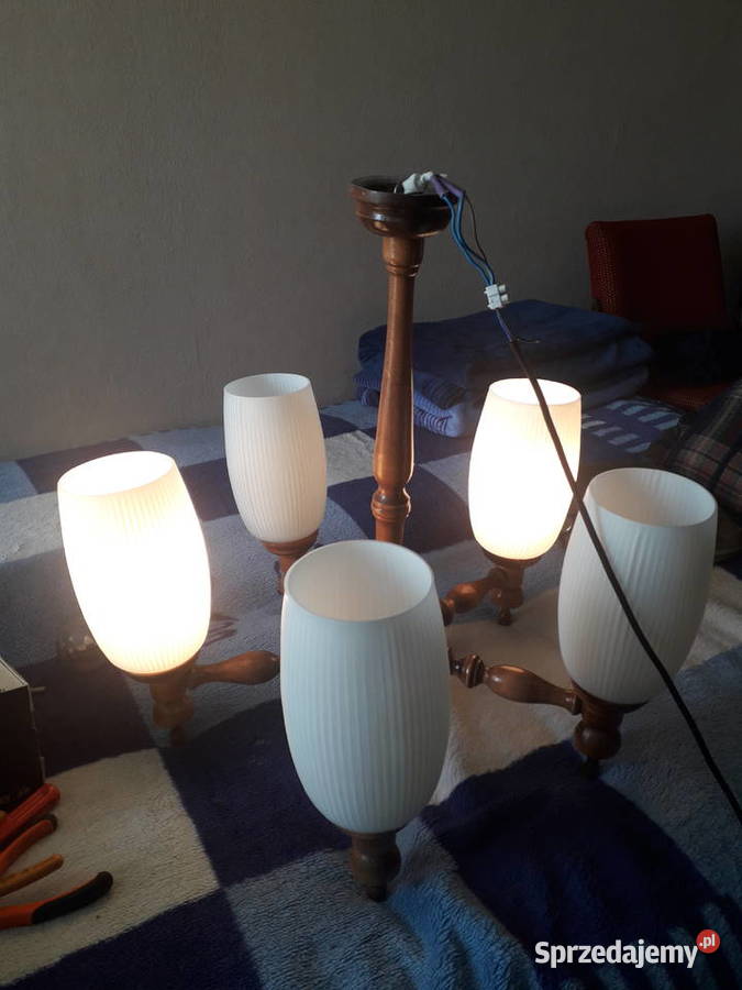 Żyrandol drewniany pięcioramienny sprzedam