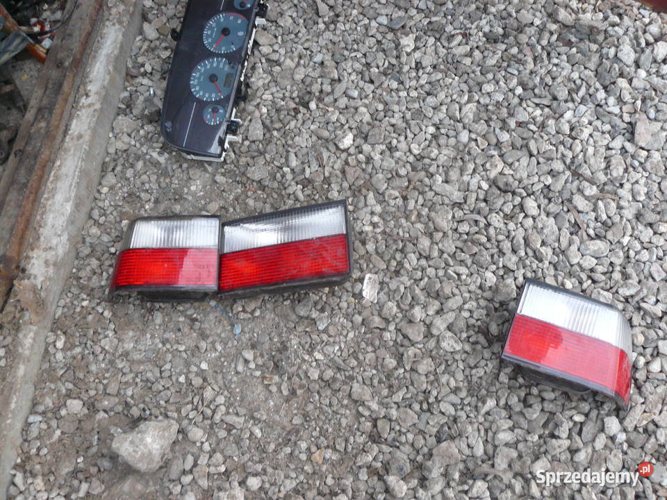 Lampa tylna prawa lewa narożna w klapę Citroen małopolskie Kraków