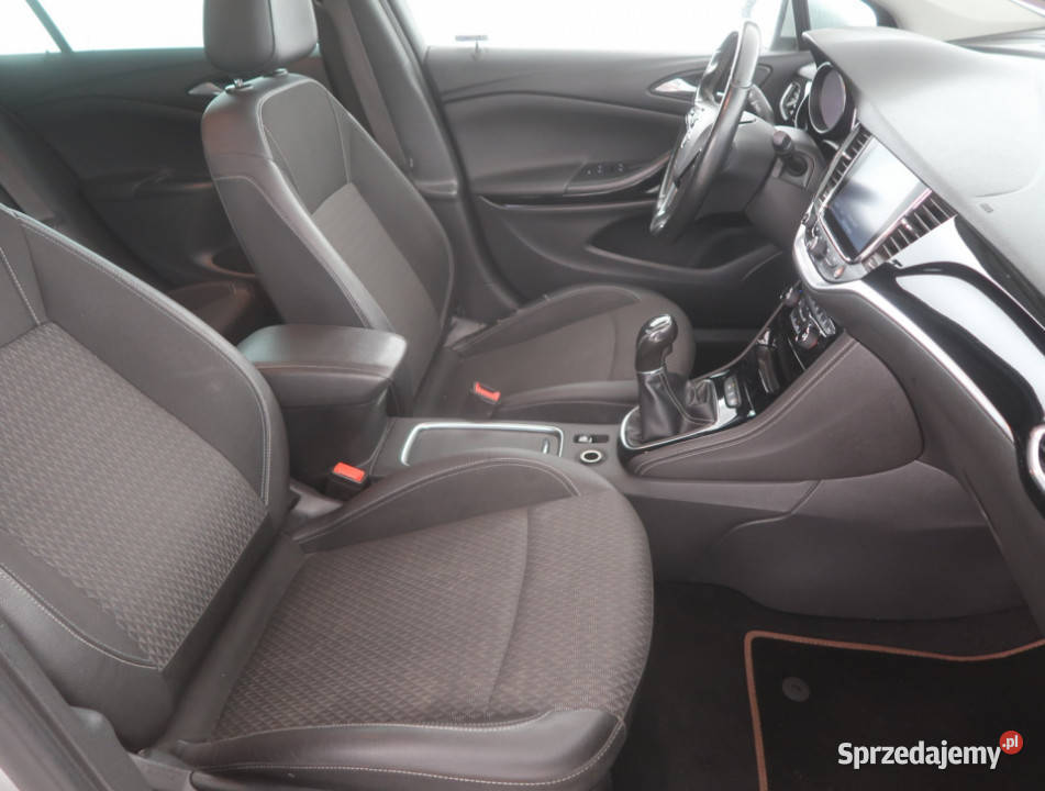 Opel Astra 14 T Bielany Wrocławskie