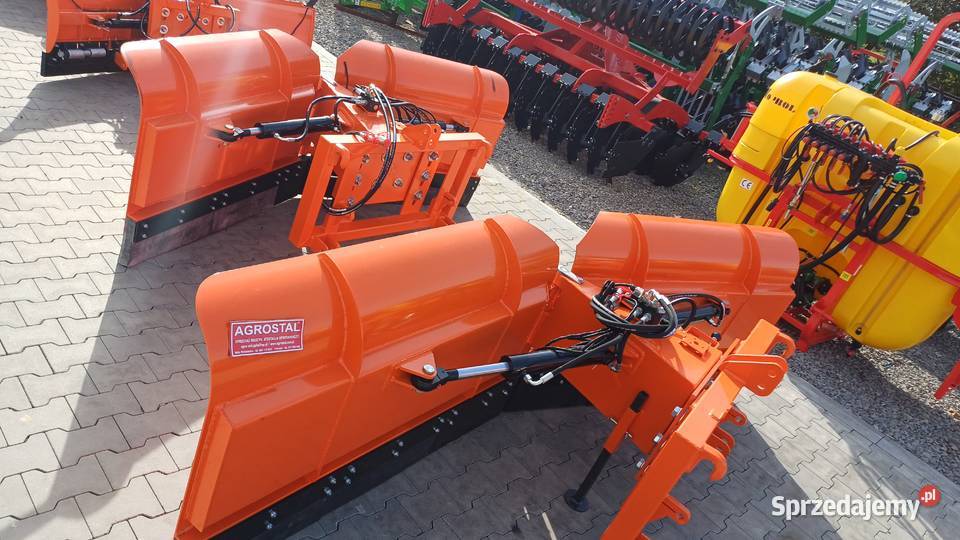 Pług do śniegu odśnieżny strzałka hydrauliczny Wola Różaniecka