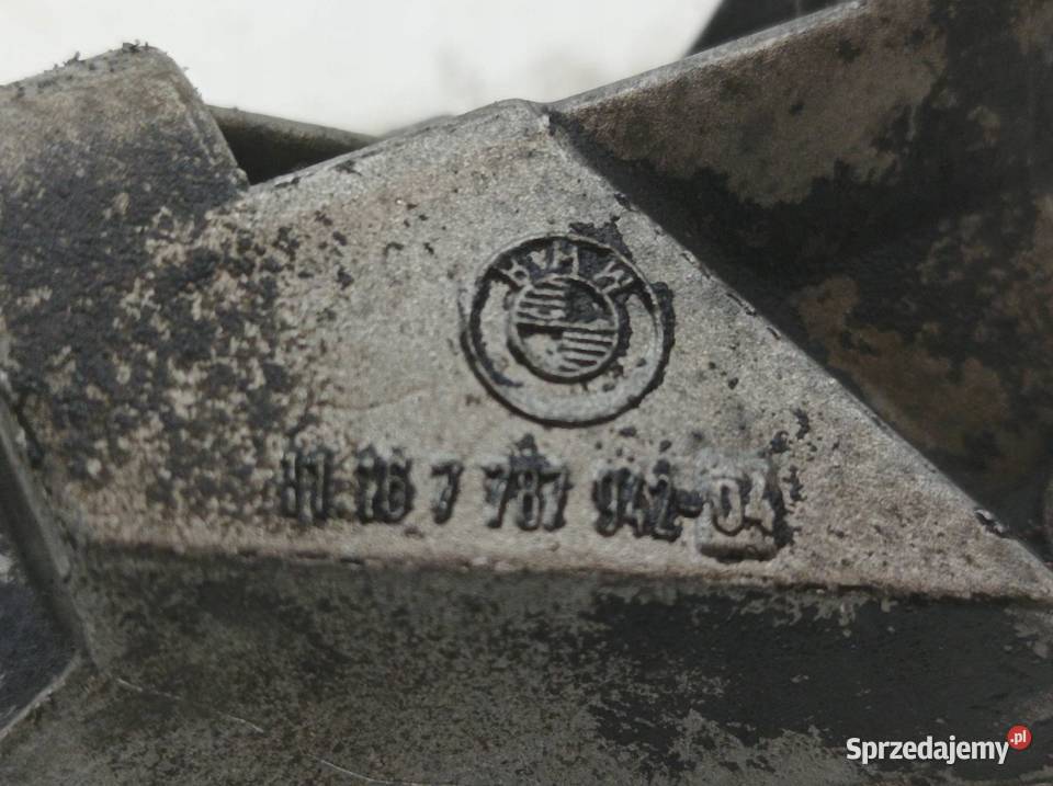 ŁAPA WSPORNIK 7787942 25 D M57 Bmw Seria 5 IV sprzedam