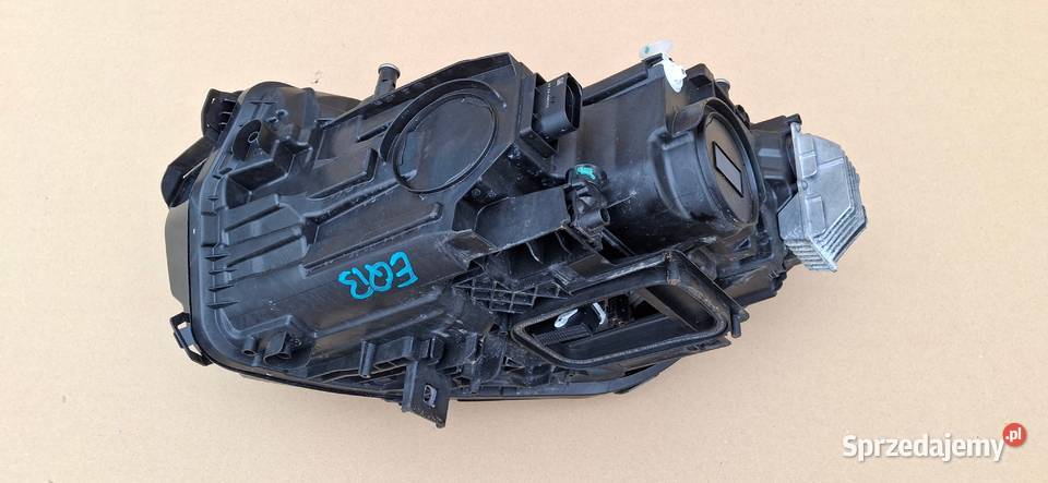 MERCEDES EQA EQB W243 REFLEKTR PRAWY LAMPA PRAWA Bieleń sprzedam