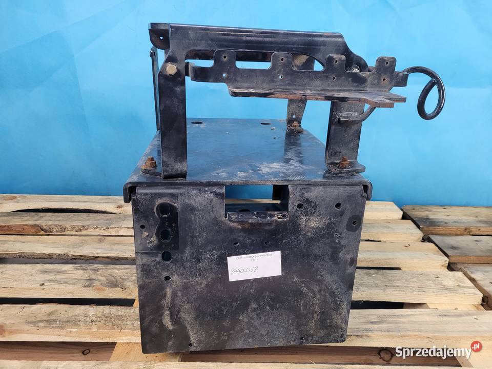 CASE IH PUMA 145 12r OBUDOWA AKUMULATORA Kolno