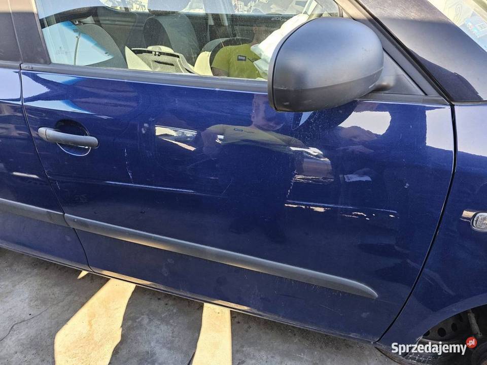 DRZWI PRAWE PRZÓD SKODA FABIA II LF5A