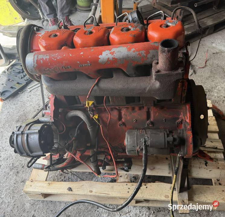 Silnik Deutz Fahr F4L912 4cyl 55 kombajn Fahr Części i osprzęt rolniczy sprzedam