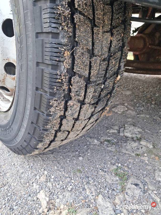 Iveco 35S12 Plandeka 2004r plandeka Starachowice
