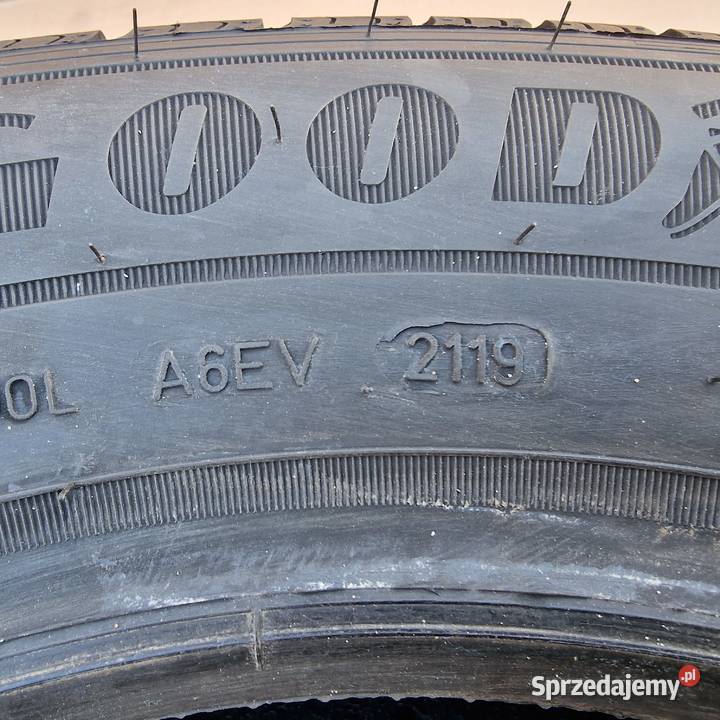 OPONY 21565R16C GOODYEAR EFFICIENTGRIP CARGO 4