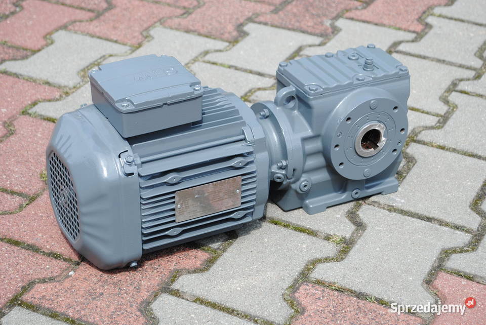 Motoreduktor kątowy 15kw 100obrmin firmy SEW lubuskie Kargowa sprzedam