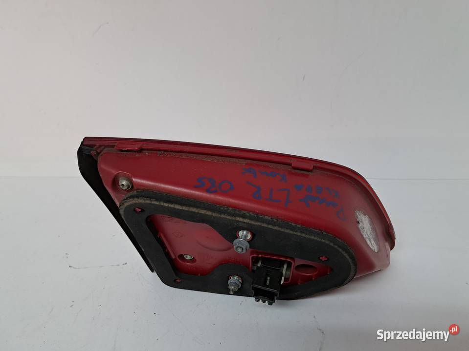 VW PASSAT B7 LAMPA TYŁ TYLNA PRAWA ORYGINALNA Lampy tylne Słowikowo