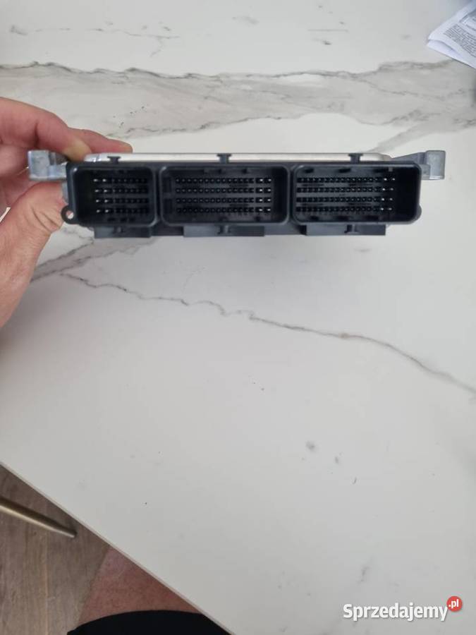 Sterownik silnika Modul ECU Trafic Vivaro 16 dci dostawcze Poznań