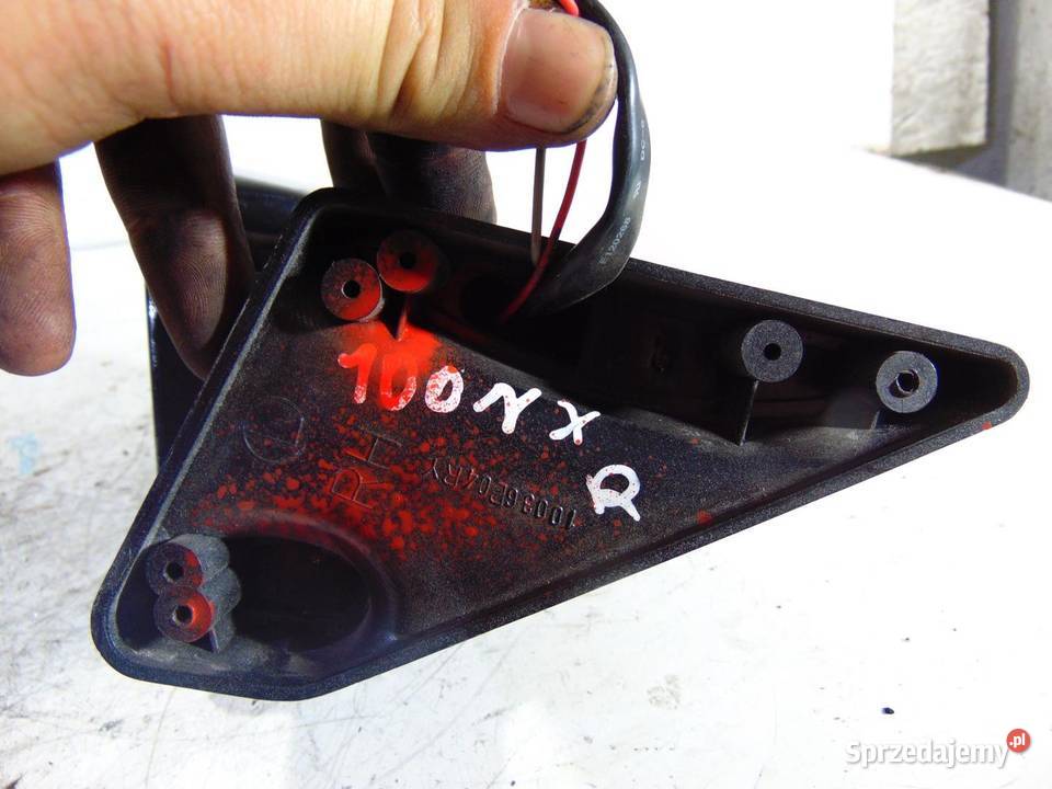 LUSTERKO PRAWE 5 PIN NISSAN 100NX
