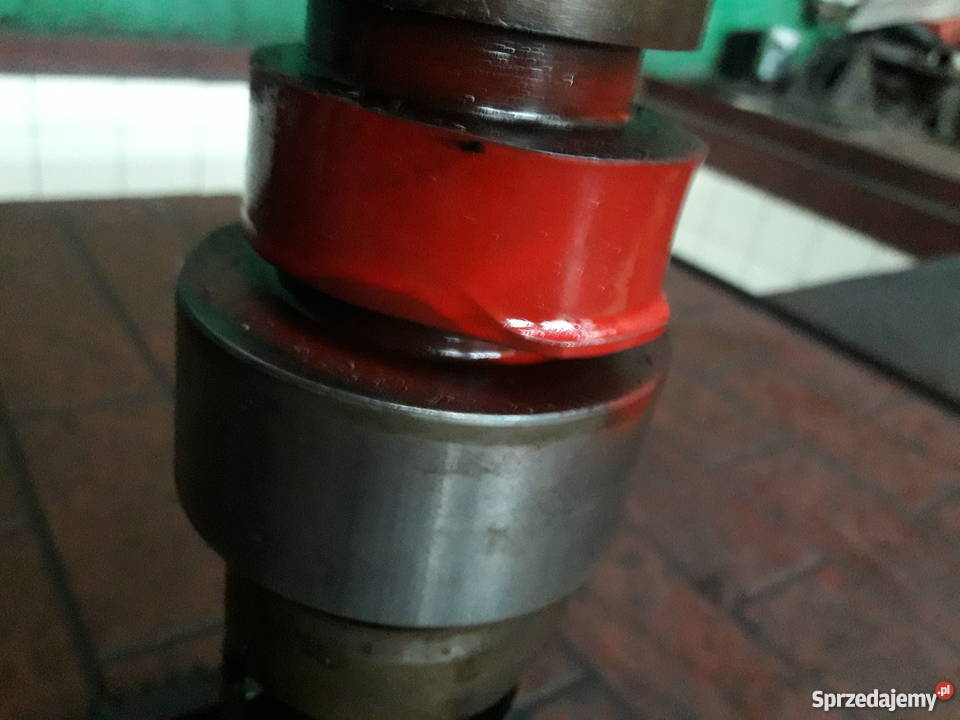 D4410510001 Wałek rozrządu Mercedes V6 OM441 Silniki i osprzęt Częstochowa