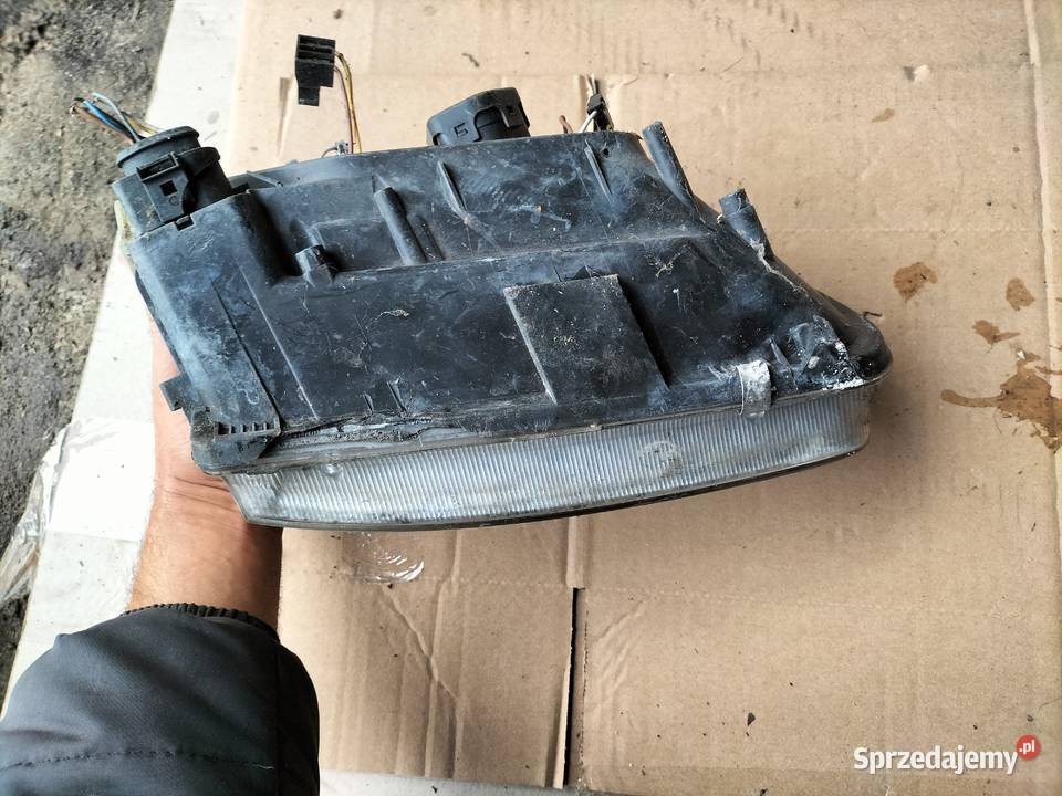 LAMPA PRZÓD PRZEDNIA LEWA REFLEKTOR VW POLO 6N Lewe
