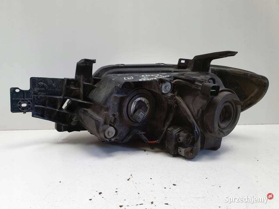 LAMPA PRAWA Mitsubishi Outlander I 0306r Rudka