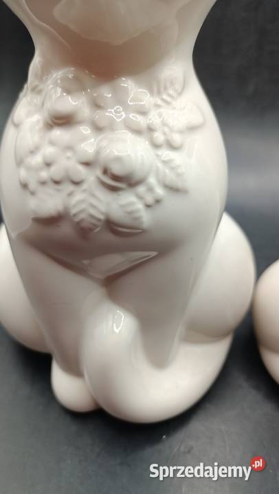 Para białych kotów Rosa Ljung Helsingborg Porcelana i szkło