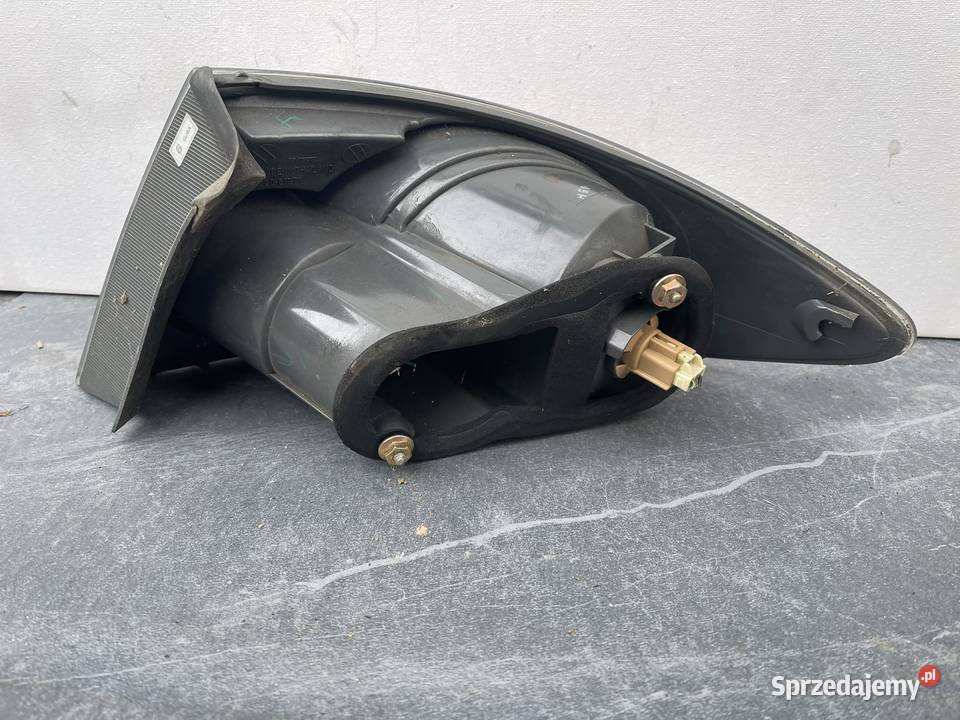 MAZDA 6 HB LEWA LAMPA TYŁ wielkopolskie Ostroróg